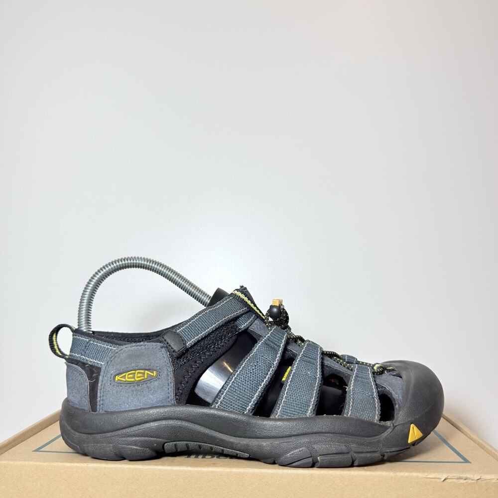 KEEN Women's Size 8 Newport H2 Waterproof Sandals Navy Blue Hiking Closed Toe